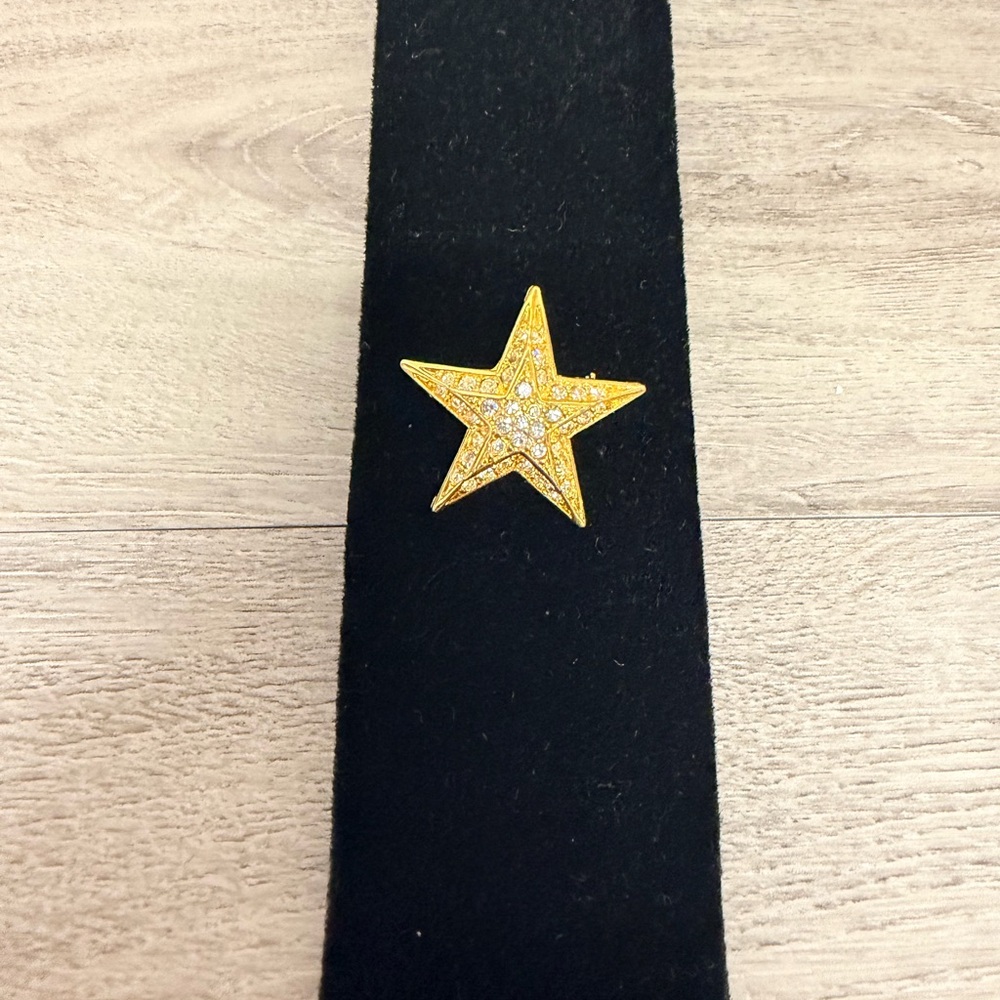 Black Belt with Gold Tone Star Accent